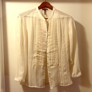 Oleg Cassini cream blouse!